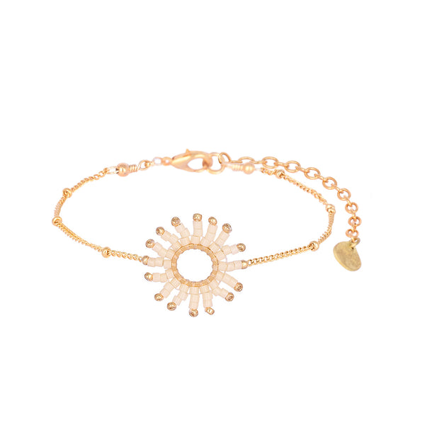 Adjustable gold plated bracelet with beaded sun shape