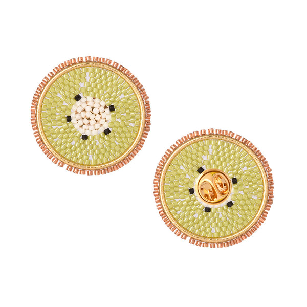 Pin chapado en oro con cuentas de kiwi